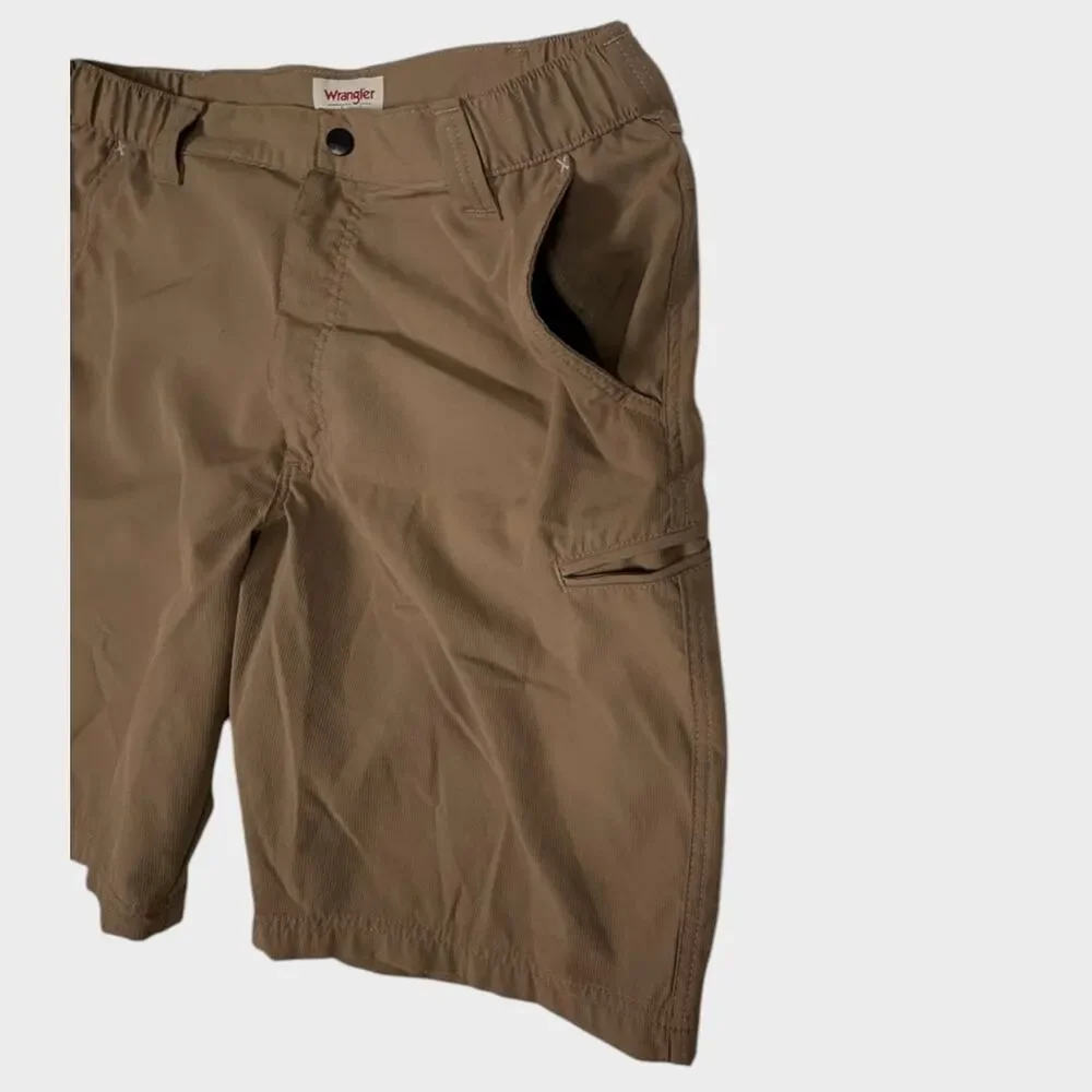 Wrangler Mens Size 38 Khaki Shorts 100% Polyester